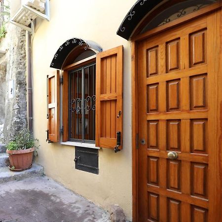 טאורמינה Porta Catania & Duomo Cozy Apartment מראה חיצוני תמונה