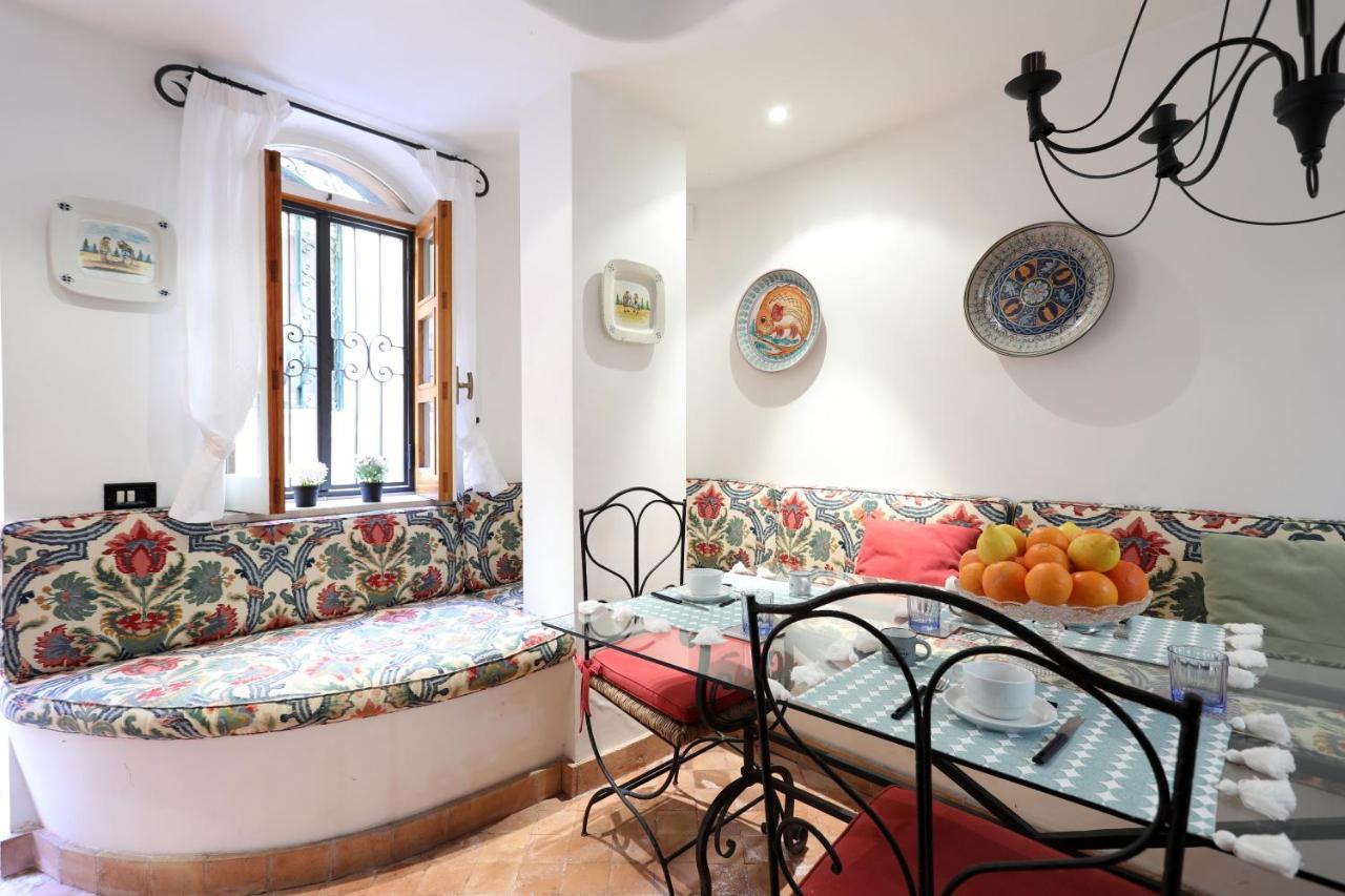 טאורמינה Porta Catania & Duomo Cozy Apartment מראה חיצוני תמונה